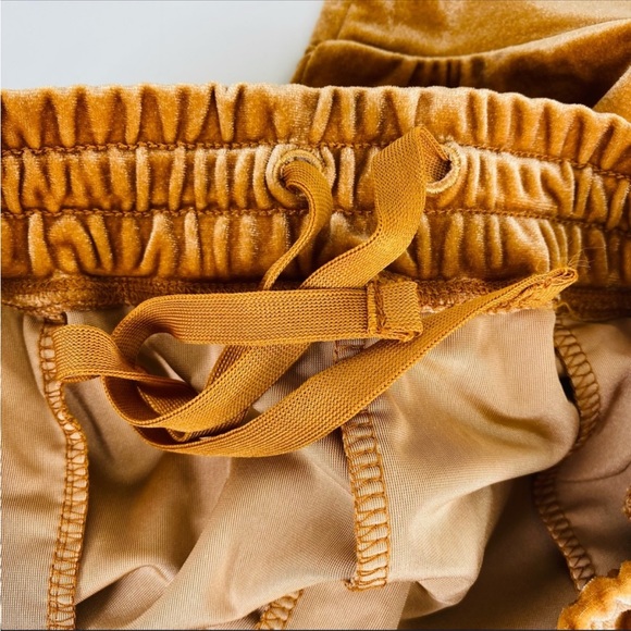 NWT Fabletics Luxe x Vanessa Hudgens Daria Velour Joggers, S - Picture 6 of 9